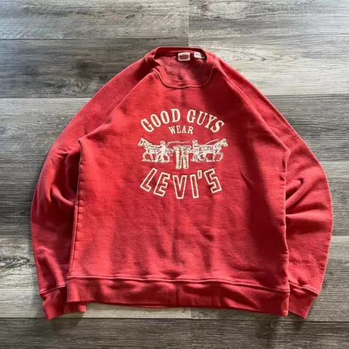 LVC Levi's Vintage Clothing Red Mens L Good Guys Wear Levi's Crewneck Sweatshirt - Picture 1 of 9