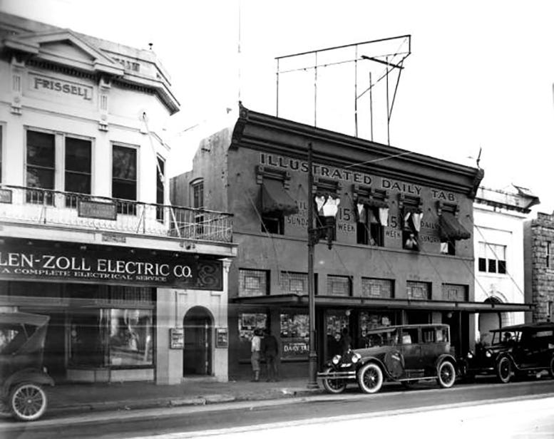 Figure 2: Illustrated Daily Tab on West Flagler in 1924