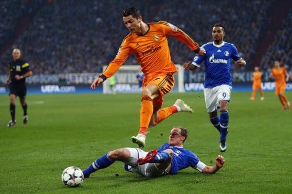 ronaldo working real madrid to beat schalke 2015