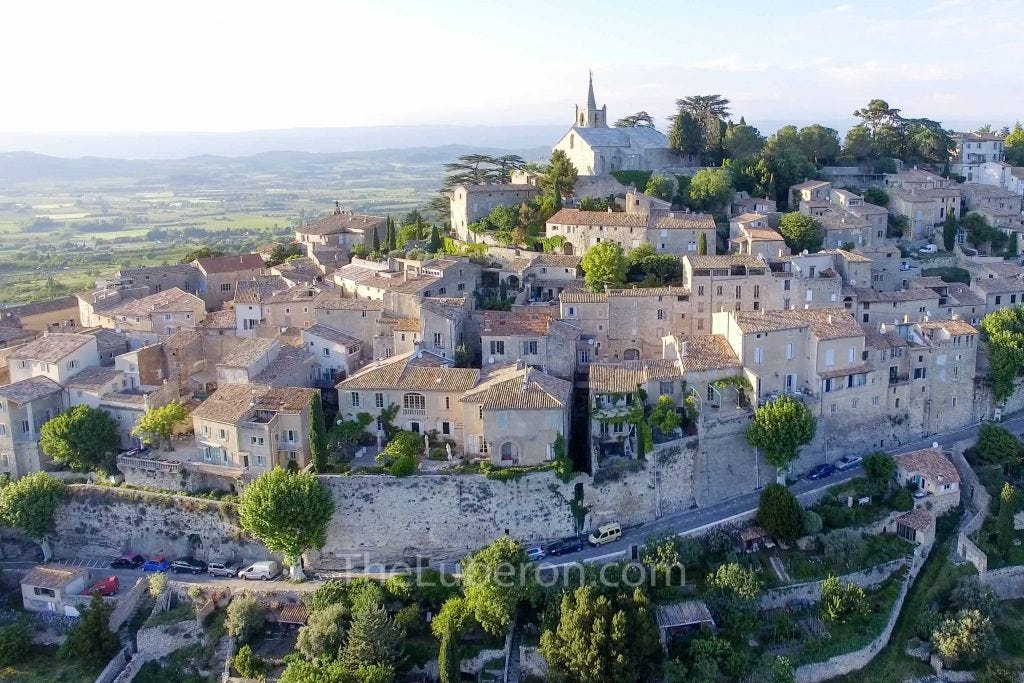 Aerial view of Bonnieux