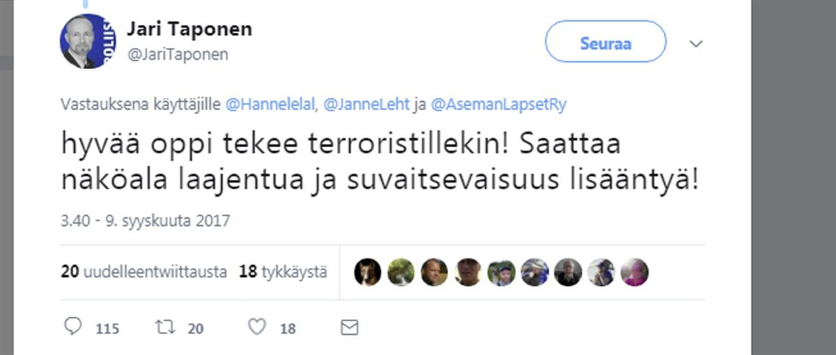 Jari Taponen suvaitsemassa naisen pään “Allah akbar”-huutojen kera Suomessa irrottaneen ISIS-terroristin oleskelua aikaisemmin alaikäisten kanssa peruskoulussa, kun oli valehdellut iästään viranomaisille. Aikuinen terroristi kävi koulussa peruskouluikäisten tiloissa.