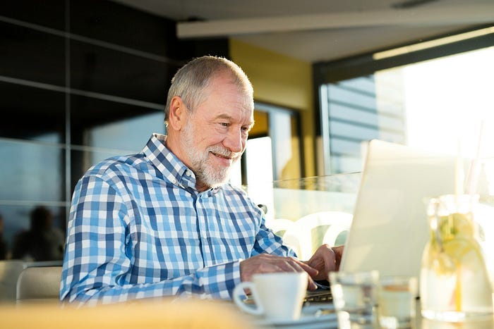 There are plenty of ways to make a living writing online — including one that allowed a mechanic to quit his job and work from home. There are plenty of ways to make a living writing online — including one that allowed a mechanic to quit his job and work from home.