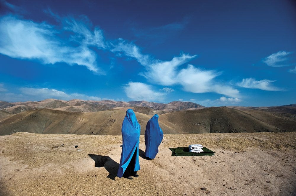 From ‘Maternal Mortality’. Noor Nisa, about 18, was pregnant, her water had just broken. The hospital in Faizabad was a four hour drive away. © Lynsey Addario