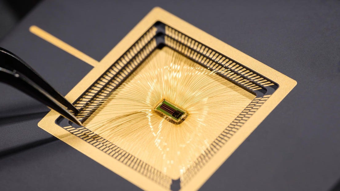 Researchers from EPFL have developed a next-generation miniaturized brain-machine interface - 2024 EPFL / Lundi13 - CC-BY-SA 4.0