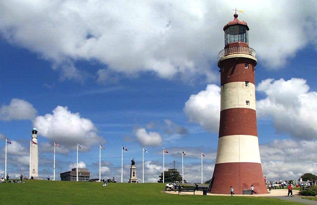 File:Smeaton's Tower on Plymouth Hoe - geograph.org.uk - 383441.jpg