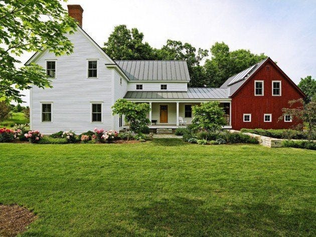 new england farmhouse