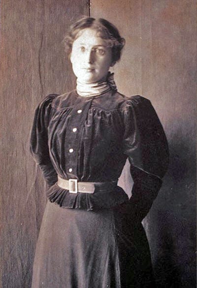 Mary-Ware-Dennett-c-1892-1896-Schlesinger-Library.jpg (400×583)