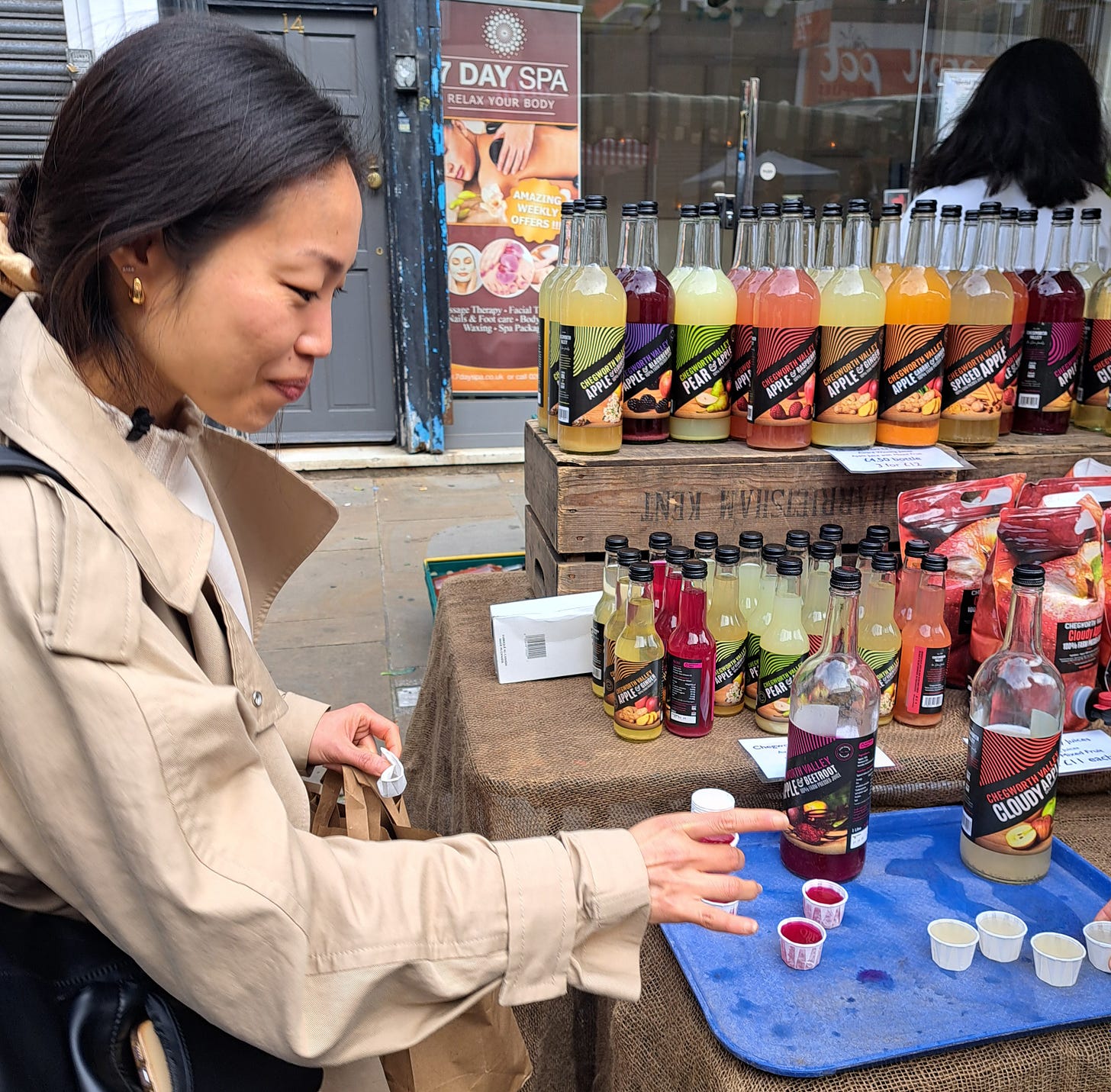 Shu Han Less, Islington Farmers Market, Chegworth Valley juice sampling