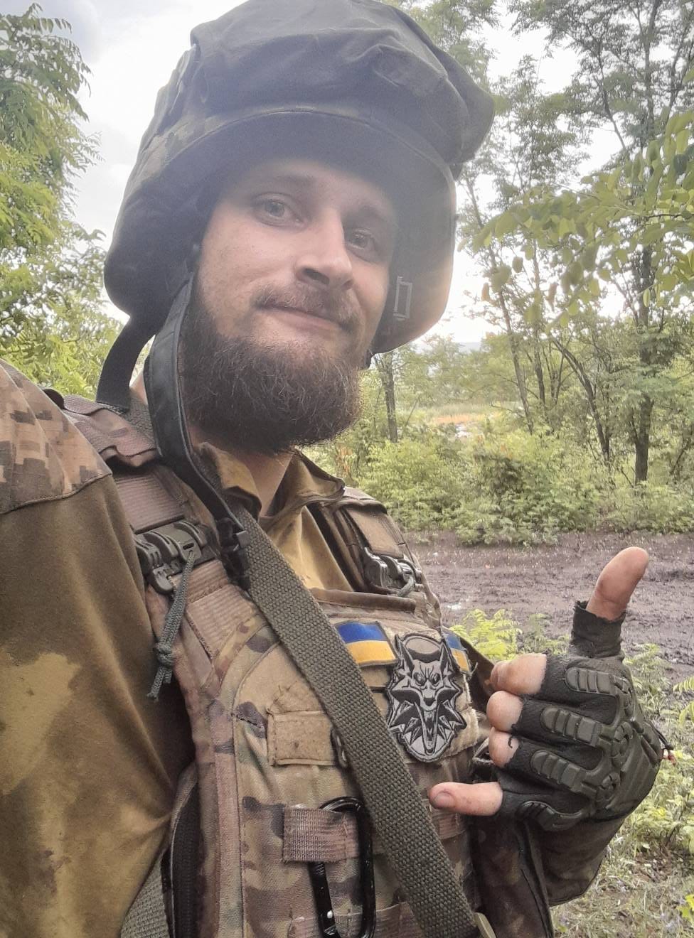 Немає опису світлини. Немає опису світлини.