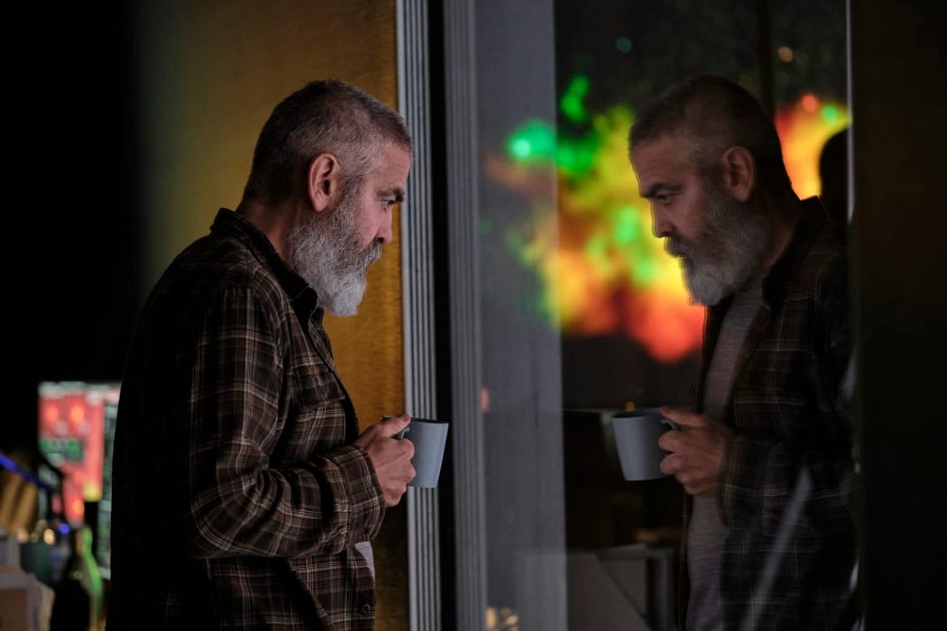 THE MIDNIGHT SKY (2020)
George Clooney as Augustine. Cr. Philippe Antonello/NETFLIX ©2020