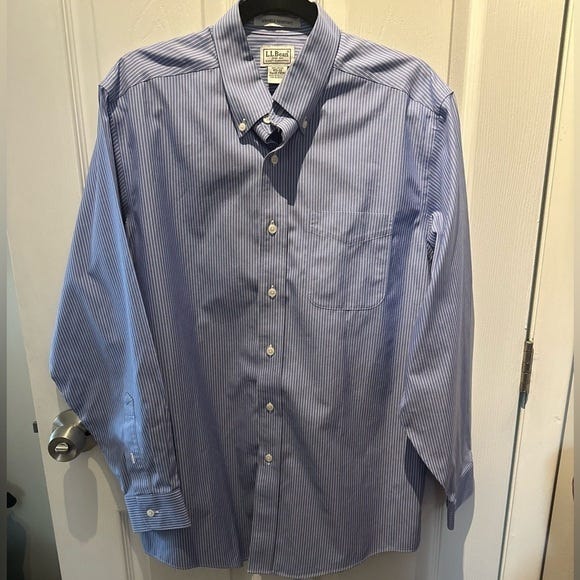 L.L Bean Button Down 15 1/2 - 33 - Picture 1 of 9
