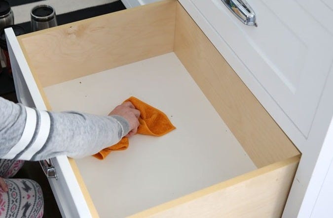 My Organized Kitchen (and how to keep your kitchen clean and organized too!) - The Sunny Side Up Blog My Organized Kitchen (and how to keep your kitchen clean and organized too!) - The Sunny Side Up Blog