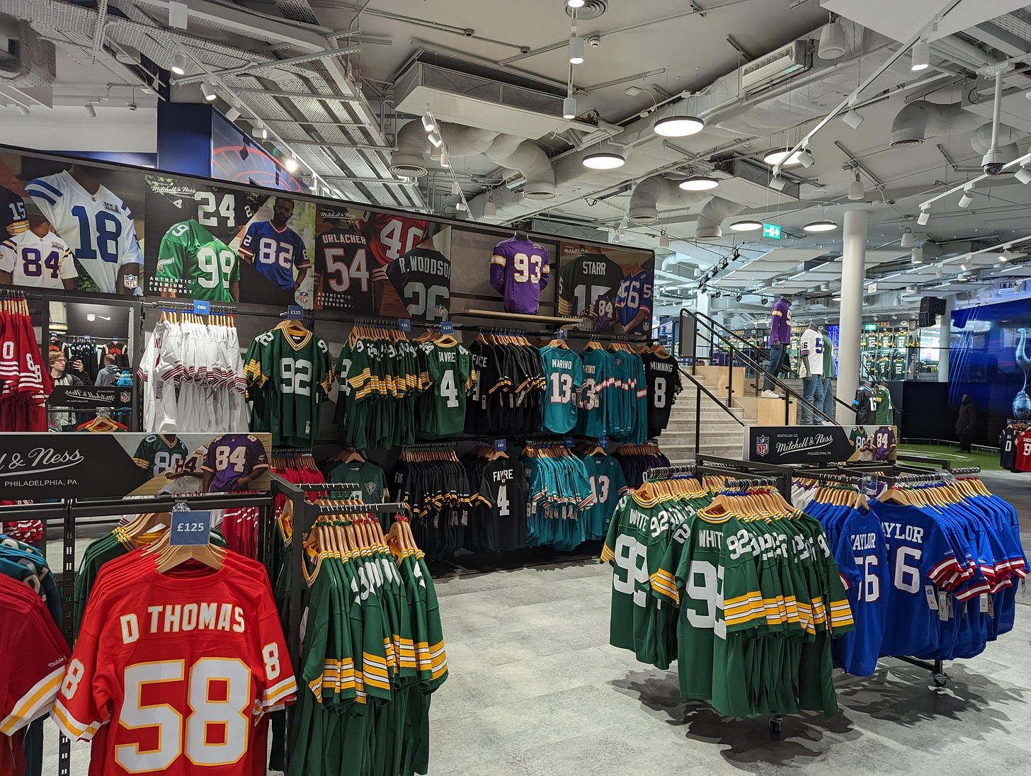 Some impressions from the NFL Shop in London : r/GreenBayPackers