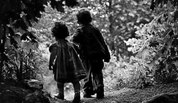 photo: 2 children - W. Eugene Smith, The Walk to Paradise Garden, 1946