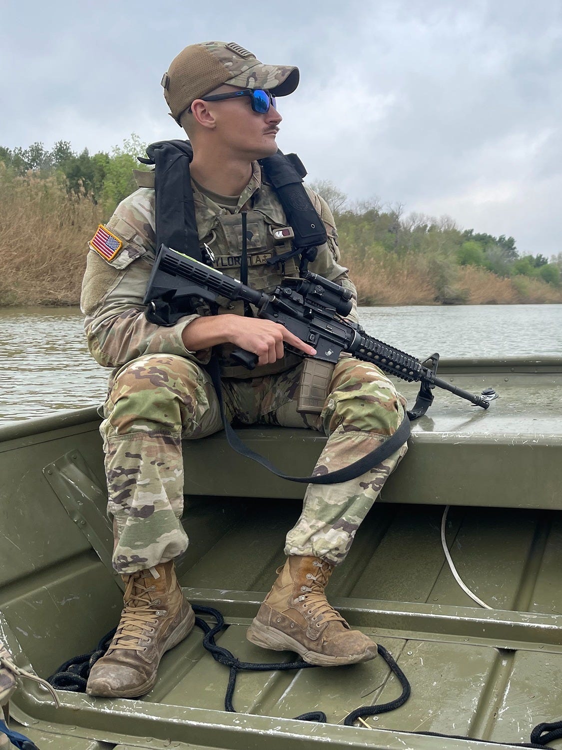 Texas National Guardsman patrols the Rio Grande in South Texas to deter Mexican Cartel smuggling activity. Texas National Guardsman patrols the Rio Grande in South Texas to deter Mexican Cartel smuggling activity.