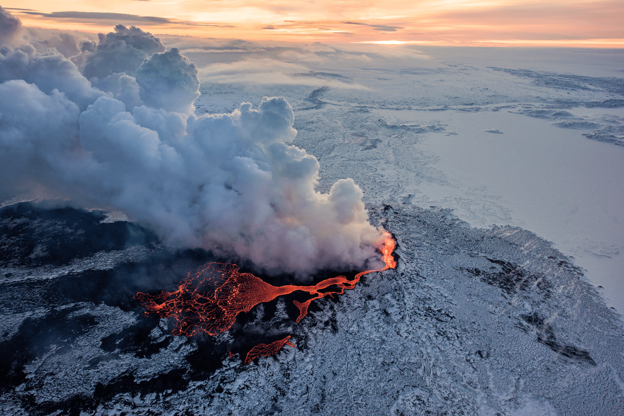 Volcano Aesthetic Wallpapers - Wallpaper Cave