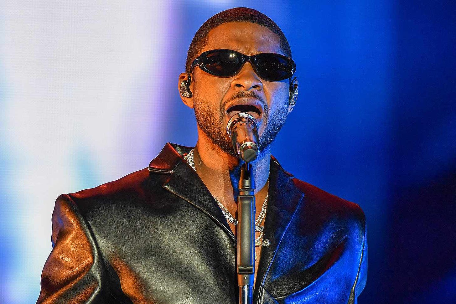 Usher Unveils Tracklist for New Album 'Coming Home' Ahead of Super Bowl  Halftime