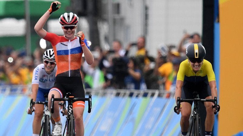 Anna van der Breggen wins gold rio olympics