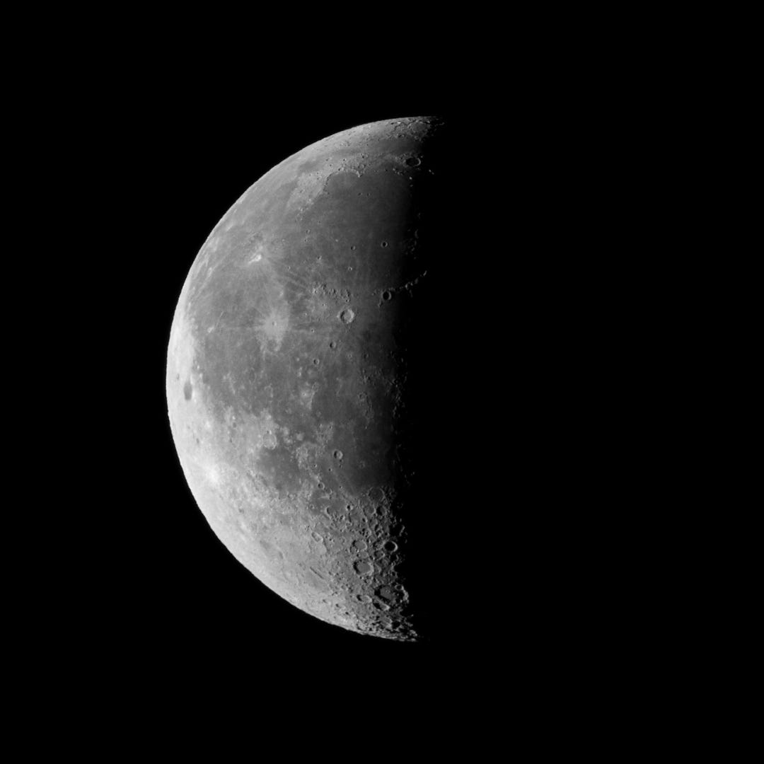 Image of 3rd quarter moon.