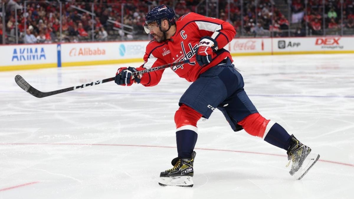 Can Capitals' Alex Ovechkin shake off slow start, continue his pursuit of  Wayne Gretzky? - CBSSports.com