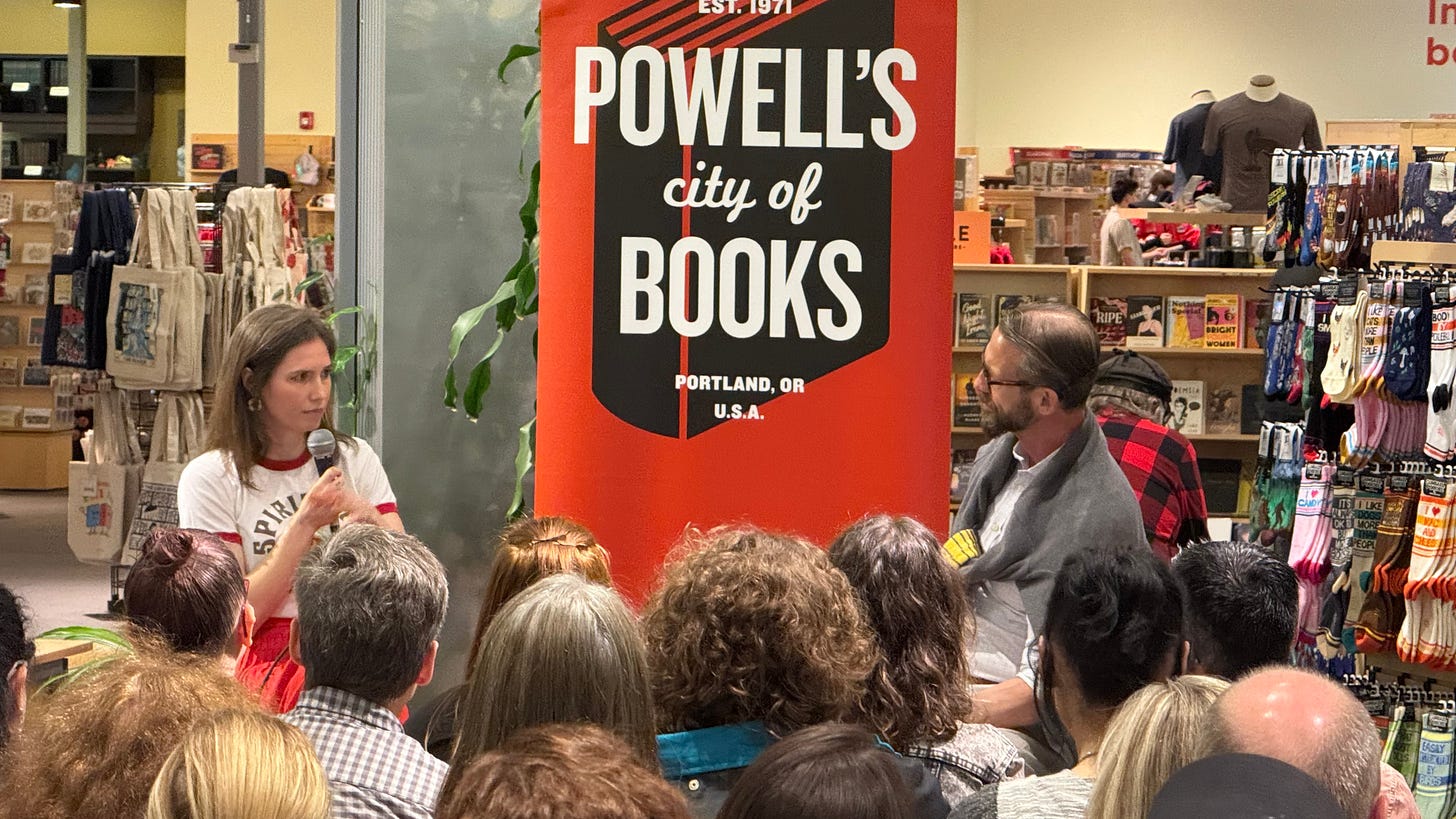 Amanda Knox and Chuck Palahniuk discuss Free: My Search for Meaning