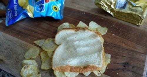 How to Make a Tayto Crisp Sandwich
