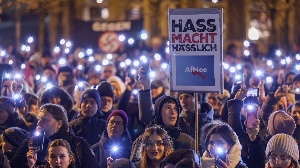 Demo in Schwerin: Ein breites Bündnis hatte für eine Demonstration gegen die AfD und Rechtsextremismus aufgerufen
