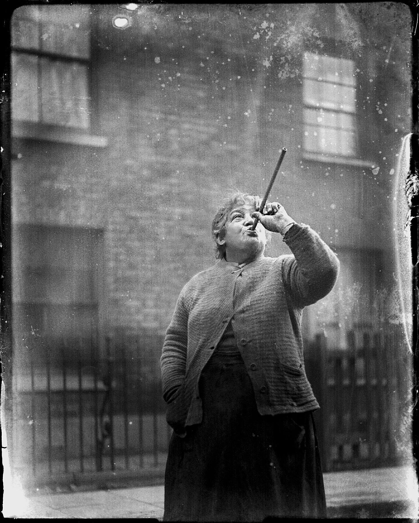 Remembering the 'Knocker-Ups' Hired to Wake Workers With Pea Shooters -  Gastro Obscura