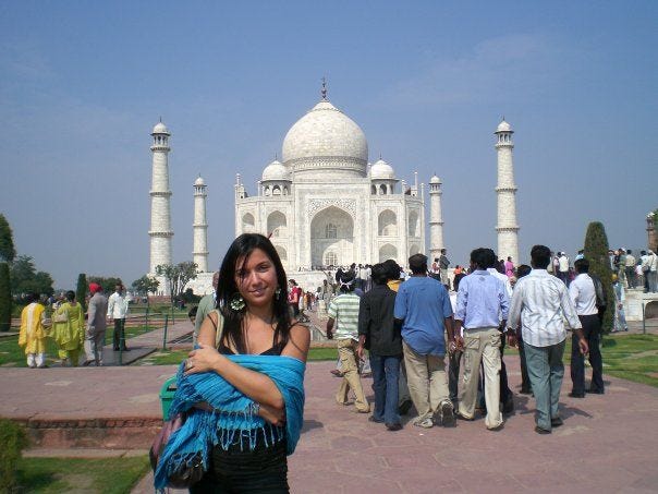 Woman in front of the Taj Mahal