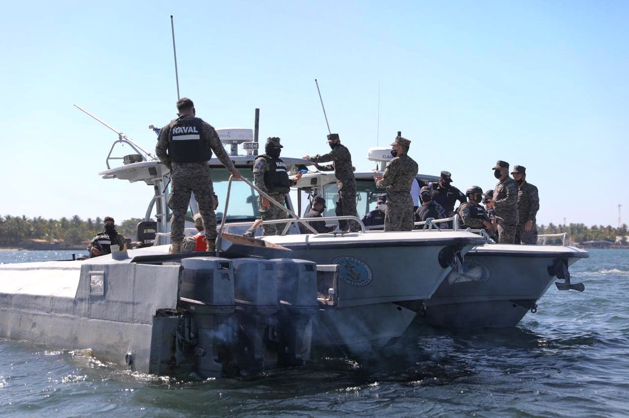 El Salvador Seizes 4.6 Tons of Cocaine, Two Semisubmersibles