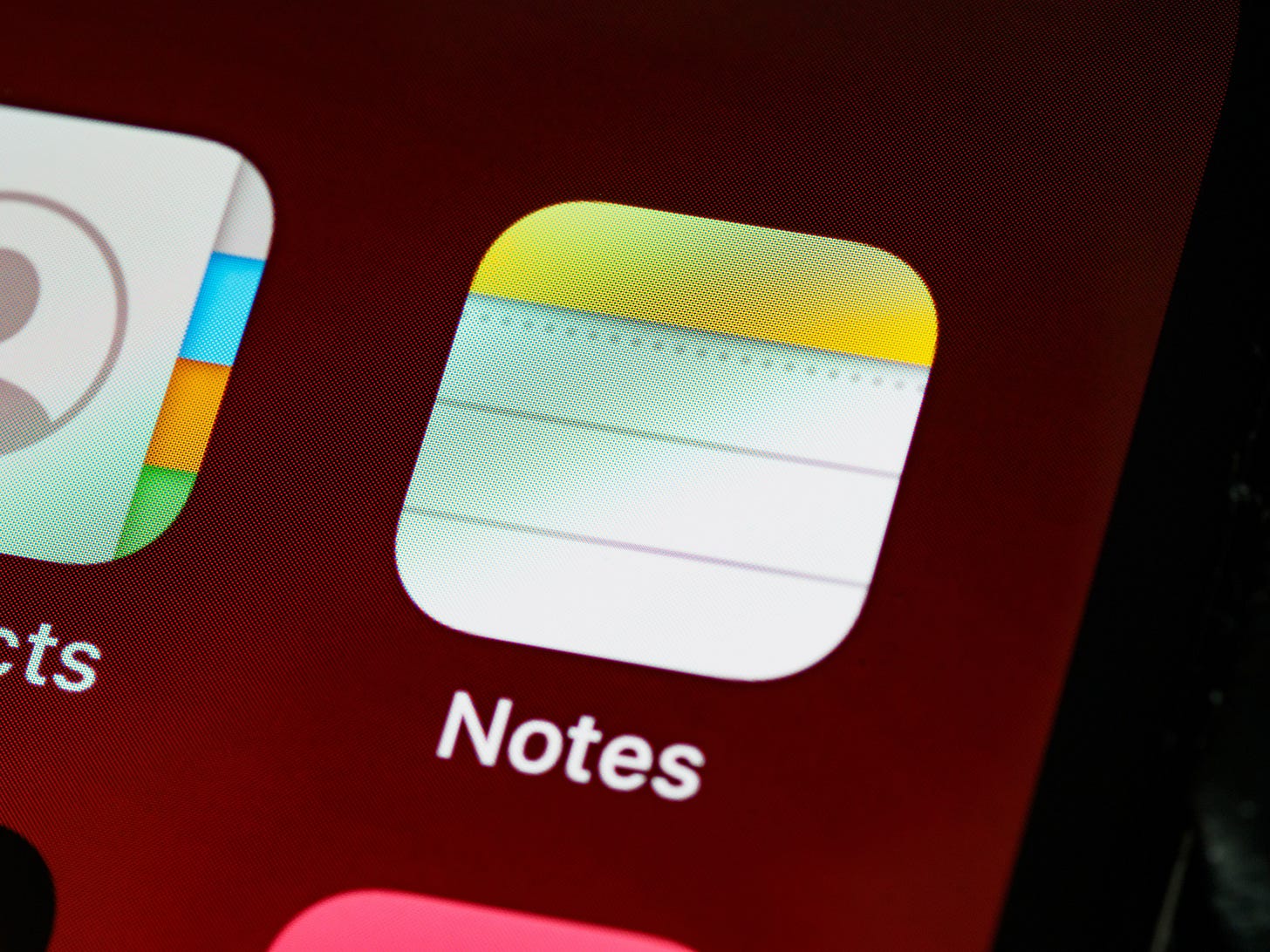 Apple Notes App & Contacts App