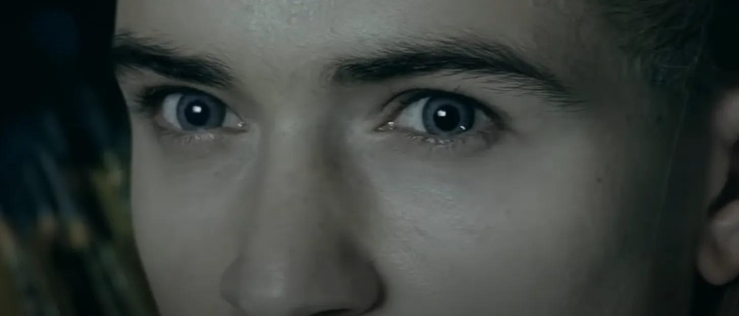 closeup of Legolas' eyes