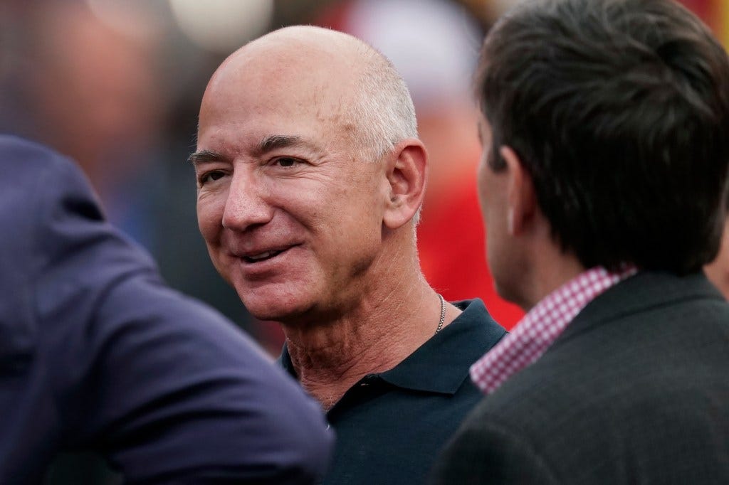 Washington Post staffers suspect Jeff Bezos holding up Harris endorsement