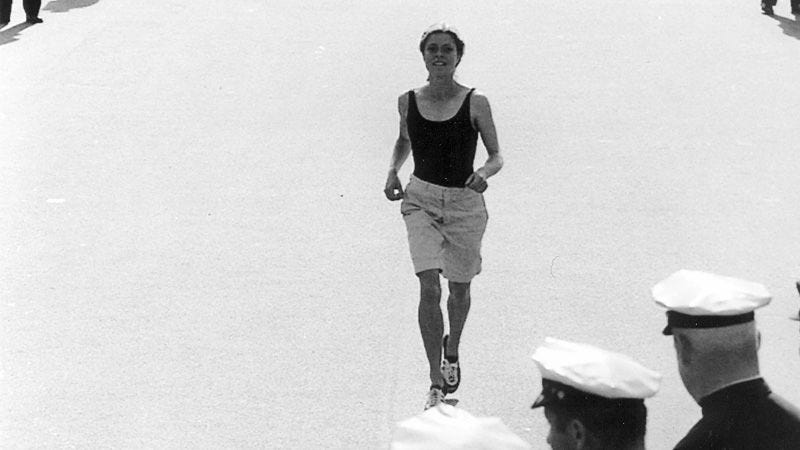 50 years later, finally paying tribute to Bobbi Gibb, first woman to run  Boston Marathon - ESPN
