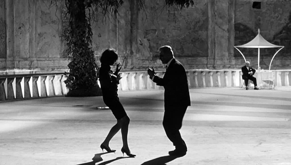 Wonderful photography in Federico Fellini's movies - Santini Photography