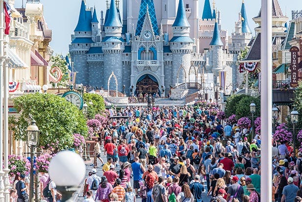 Avoid Disney World Crowds - Dad's Top 10 Tips