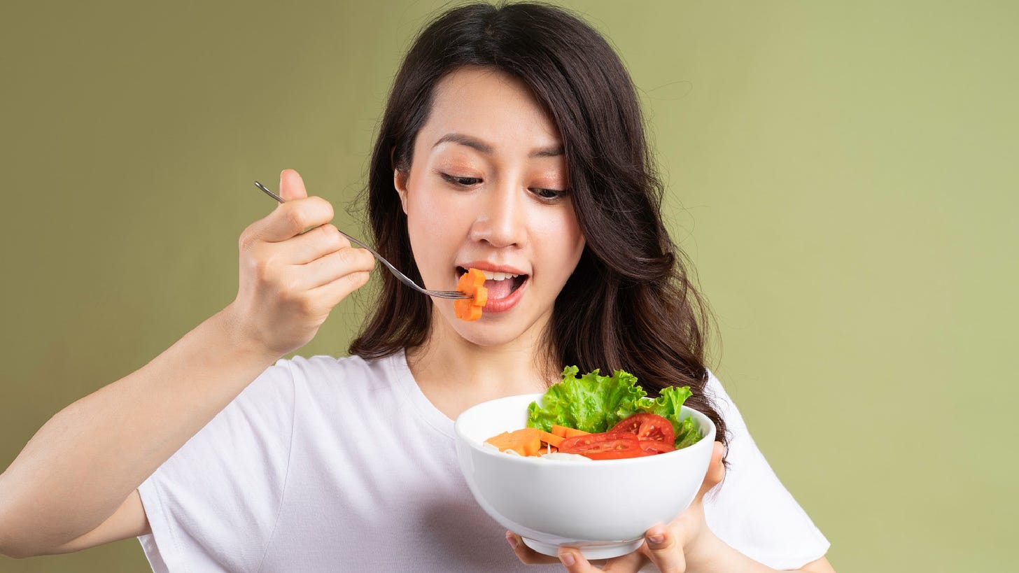 Ayurveda: Benefits of chewing food for better digestion, shares Sadhguru |  HealthShots