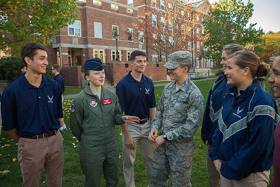 Harvard ROTC: Soldiers and Scholars – Harvard Gazette