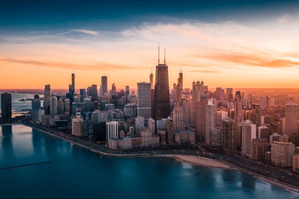 Dramatic Sunset Downtown Chicago Stock Photo - Download Image Now - Chicago  - Illinois, Urban Skyline, City - iStock