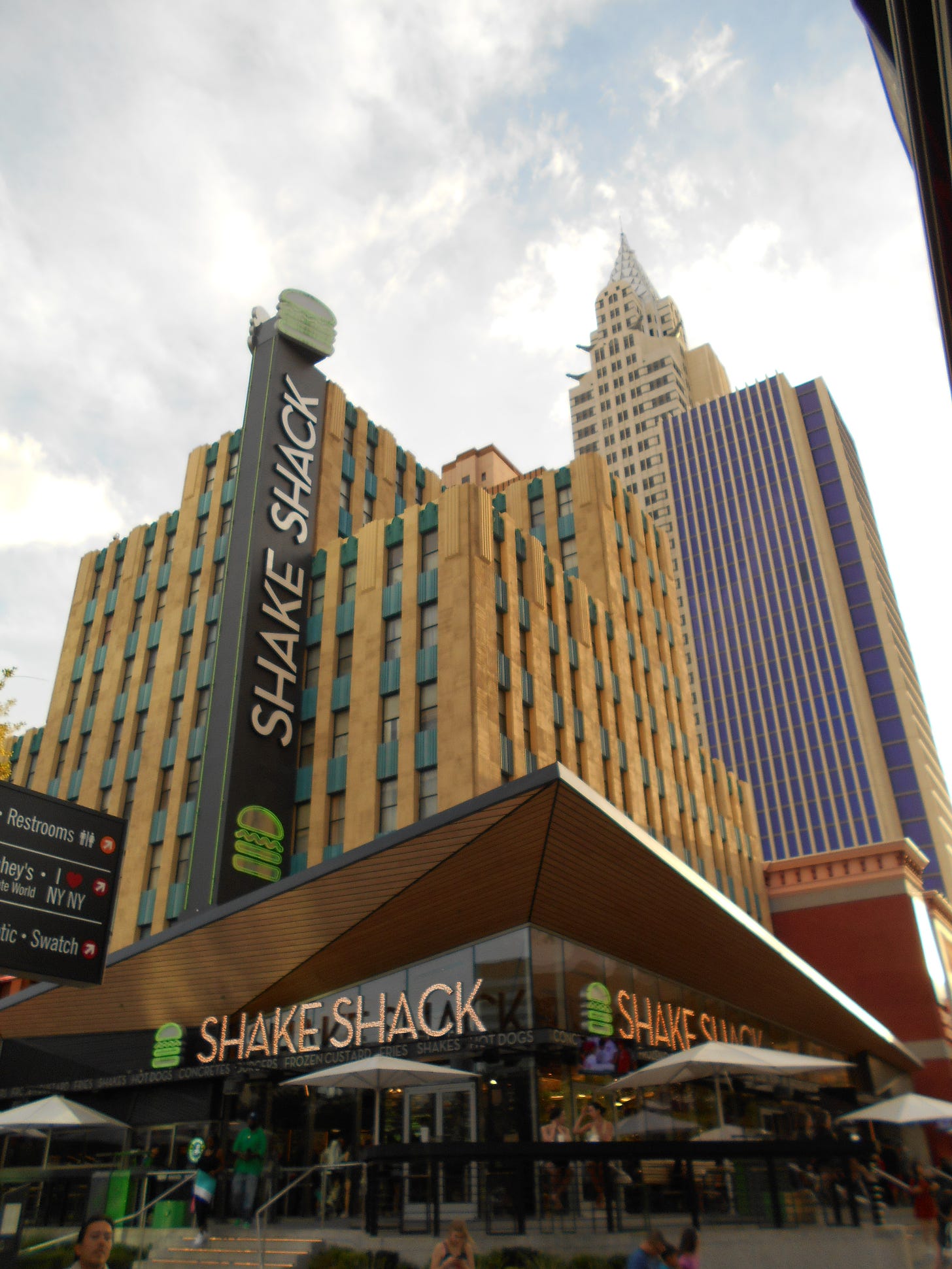 Big restaurant chain Shake Shack qualifies for PPP bailout because each restaurant has less than 500 employees.