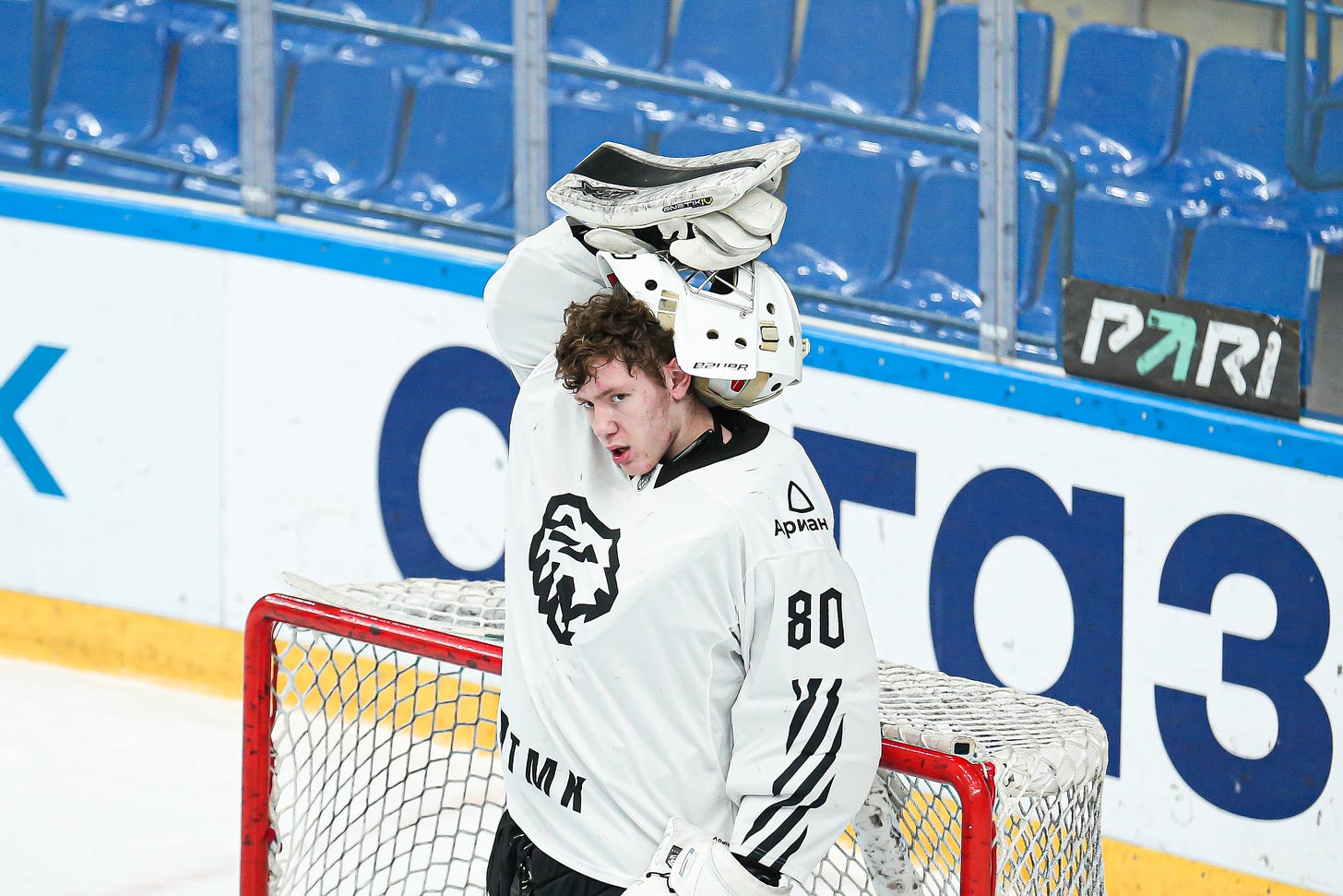 Belye Medvedi goalie Ruslan Khazheyev: “Chelyabinsk is the city I was  raised in. It has produced many famous hockey players and it is an honor to  represent this city” | News | Junior Hockey League