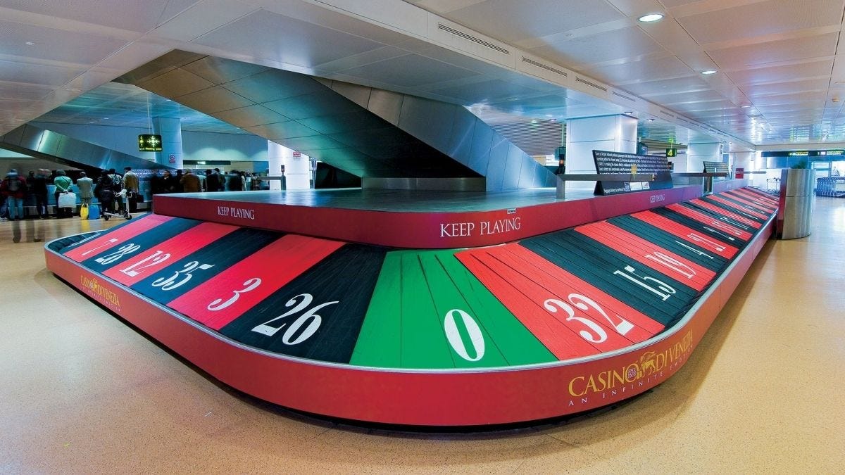 Venice Airport's Roulette Baggage Claim Has Made Waiting For Luggage  Addictive! Would You Play? | Curly Tales
