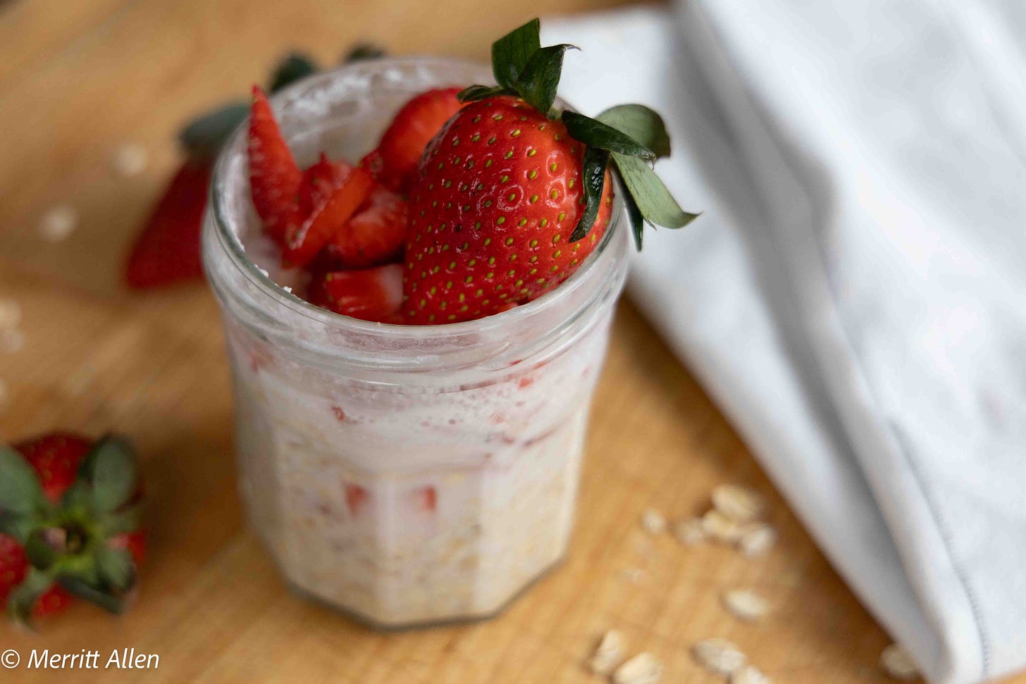 strawberries and cream overnight oats