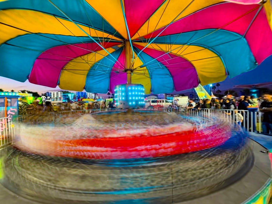 Long exposure of a ride.