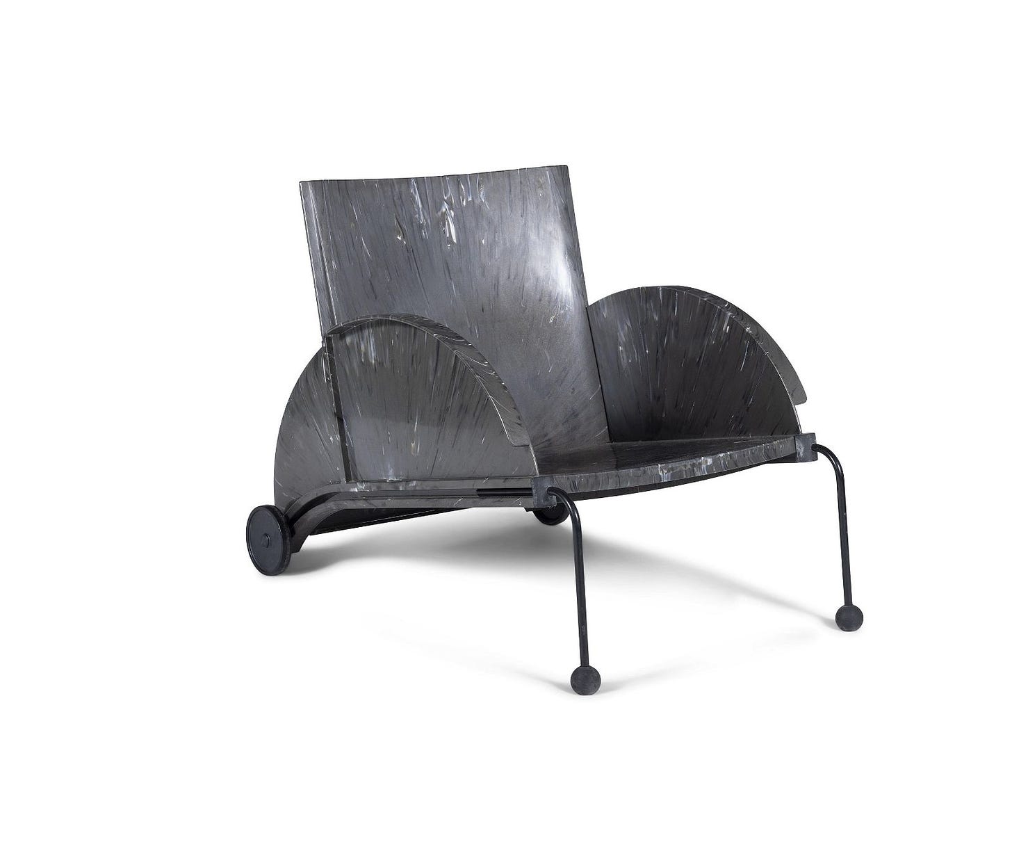 ANNA CASTELLI FERRIERI (1918 - 2006) A lounge chair by Anna Castelli Ferrieri for Kartell with ball