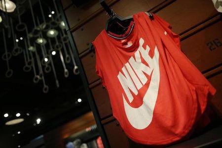 Nike se tambalea: cae en bolsa tras predecir un primer semestre flojo