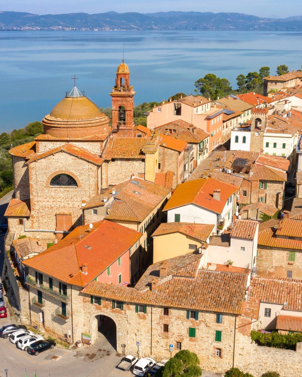 May be an image of bell tower and Camogli