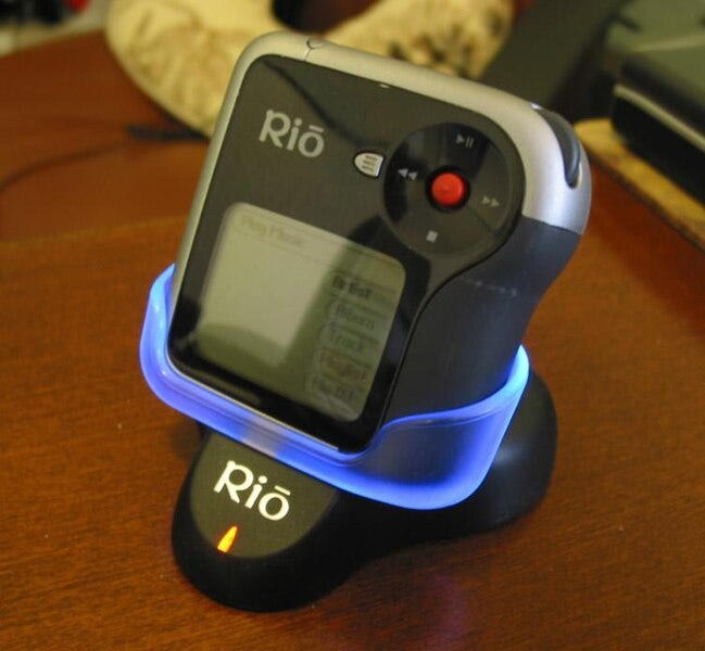 File:Rio Karma in docking station.jpg