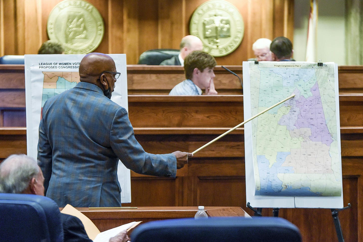 Alabama's new congressional districts map blocked by judges | AP News