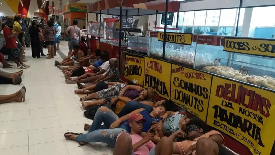 Por comida, famílias ocupam supermercados em pelo menos nove capitais –  Mais Brasília